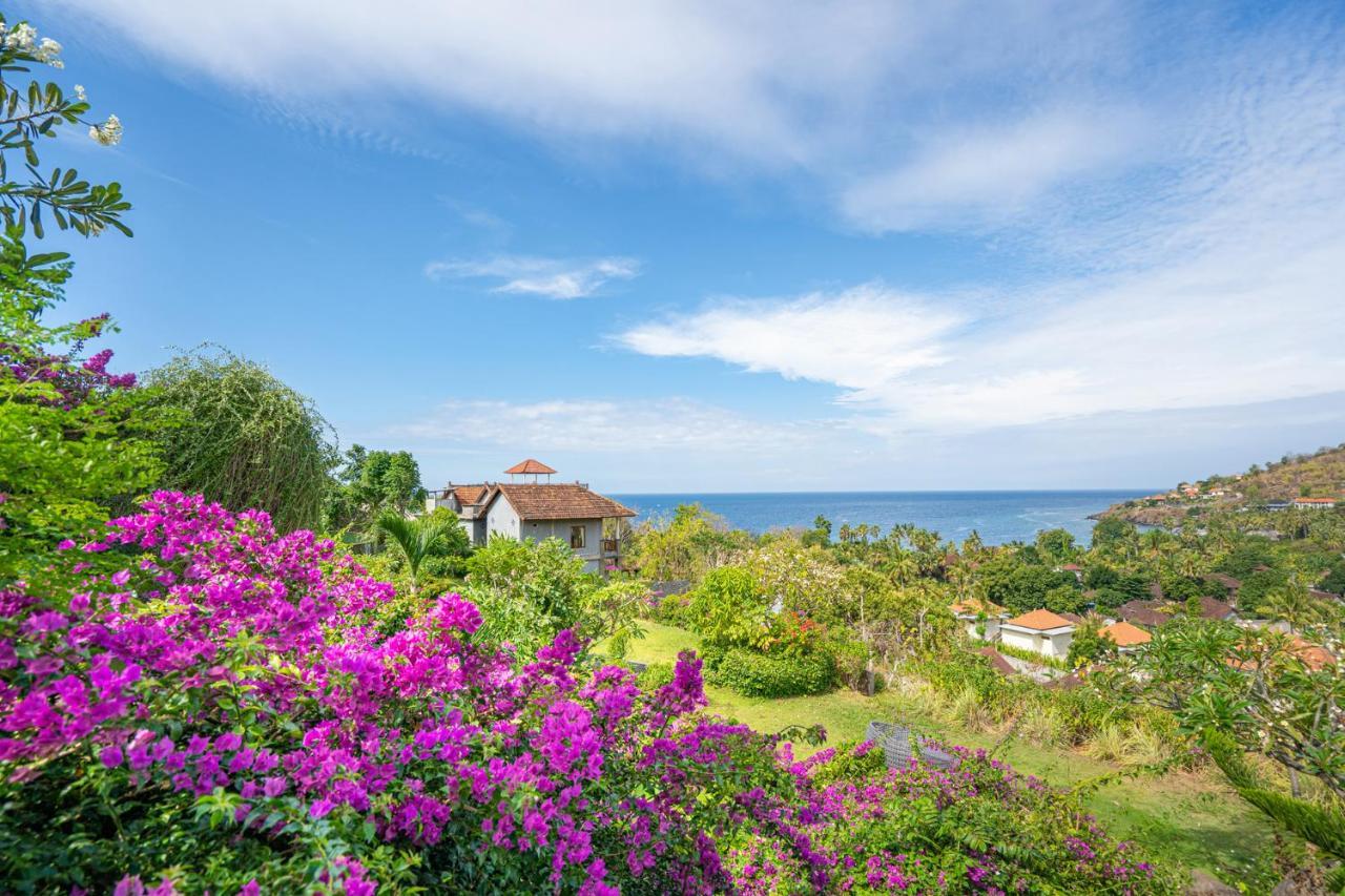 Villa The Griya And Amed